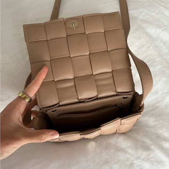 Billini woven crossbody bag tan (Bottega Veneta look alike) - Picture 2 of 5